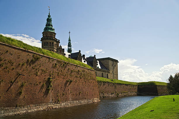 castelo de kronborg - kronborg castle imagens e fotografias de stock