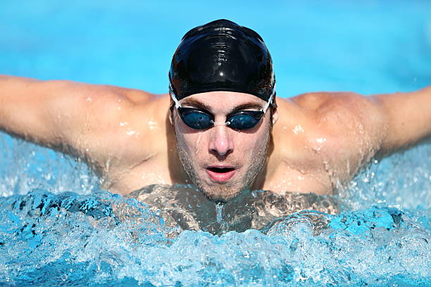 pływak-człowiek pływanie - butterfly swimming zdjęcia i obrazy z banku zdjęć