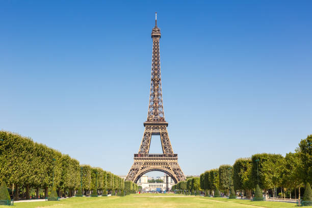 istock Eiffel tower Paris France copyspace copy space travel landmark 1378741652