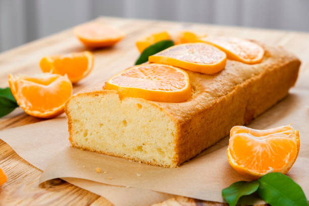 tarta de mandarina - pound cake fruitcake cake loaf of bread fotografías e imágenes de stock