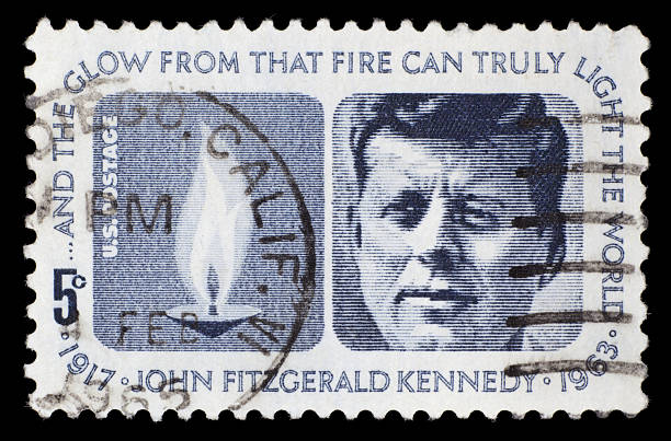 sello postal de ee. uu.: john f. kennedy - john f kennedy fotografías e imágenes de stock