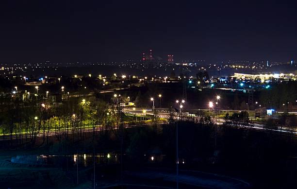 istock citylights in the dark 137913706