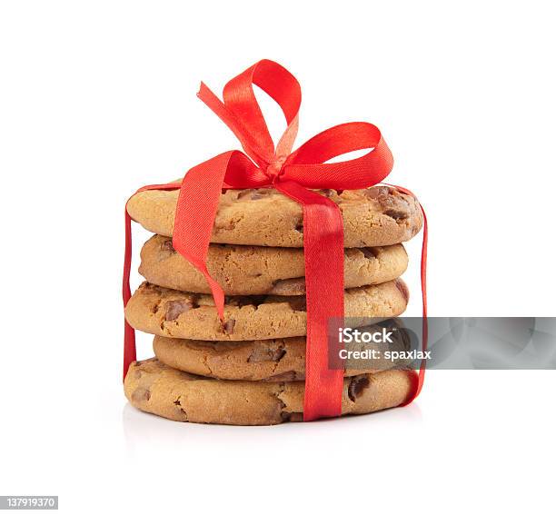 초콜릿 쿠키 전속 레드 리본상 초콜릿칩 쿠키에 대한 스톡 사진 및 기타 이미지 - 초콜릿칩 쿠키, 나비매듭, 빨강