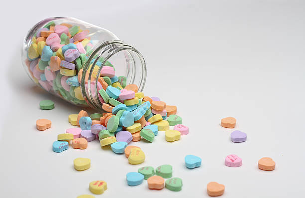 istock Spilt Jar of Hearts 137920108