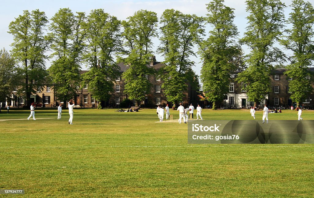 Jogo de críquete - Foto de stock de Cambridge - England royalty-free