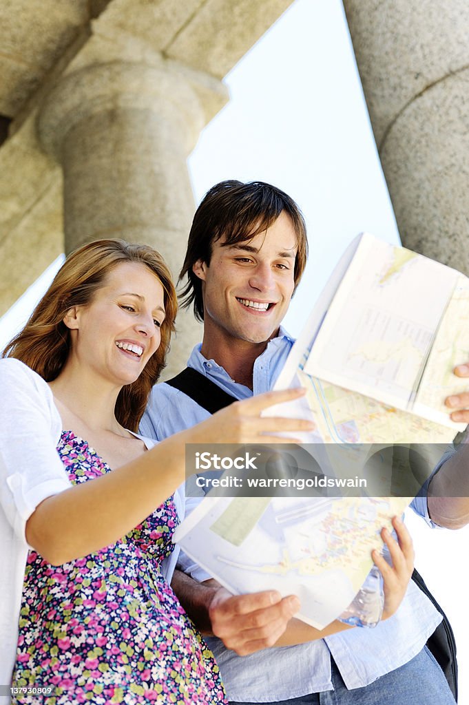 couple de voyage heureux - Photo de Activité de loisirs libre de droits