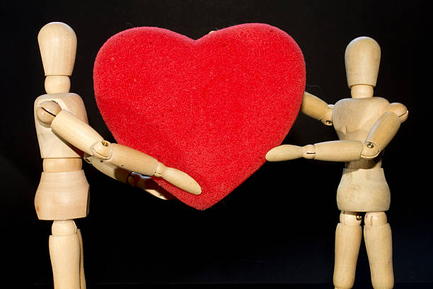 istock Pair of expressing his love dolls 137936987