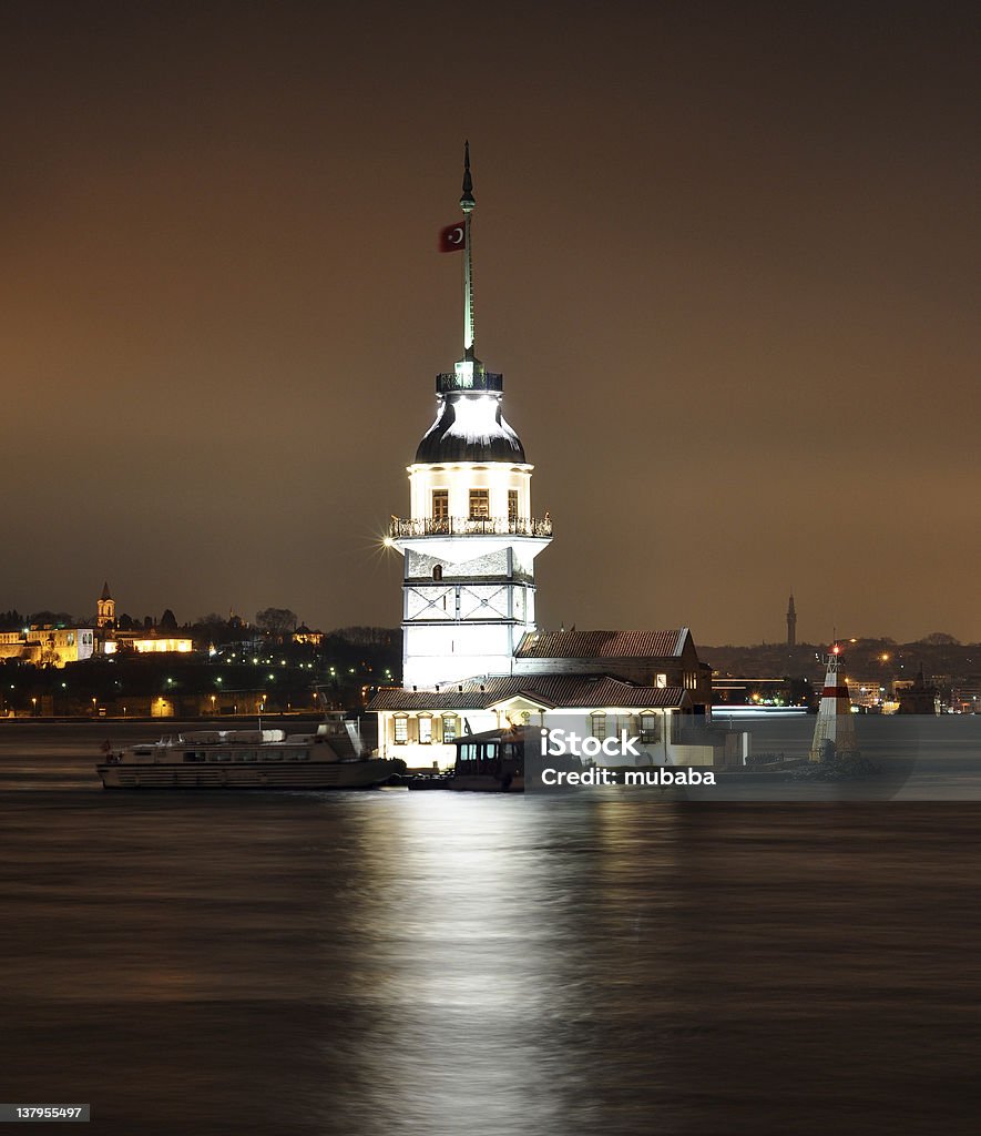 Maiden's Tower w nocy - Zbiór zdjęć royalty-free (Azja)