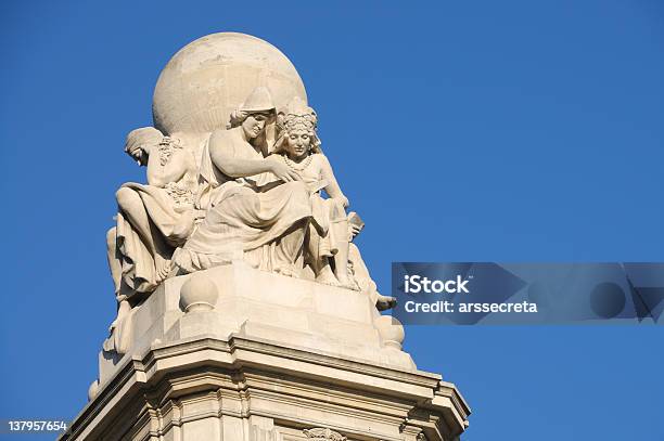 Cervantes Monumento En Madrid Foto de stock y más banco de imágenes de Ciudades capitales - Ciudades capitales, Color - Tipo de imagen, Destinos turísticos