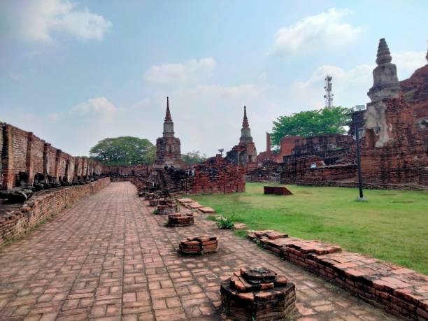 istock Phra Nakhon Si Ayutthaya, Thailand 1379738541