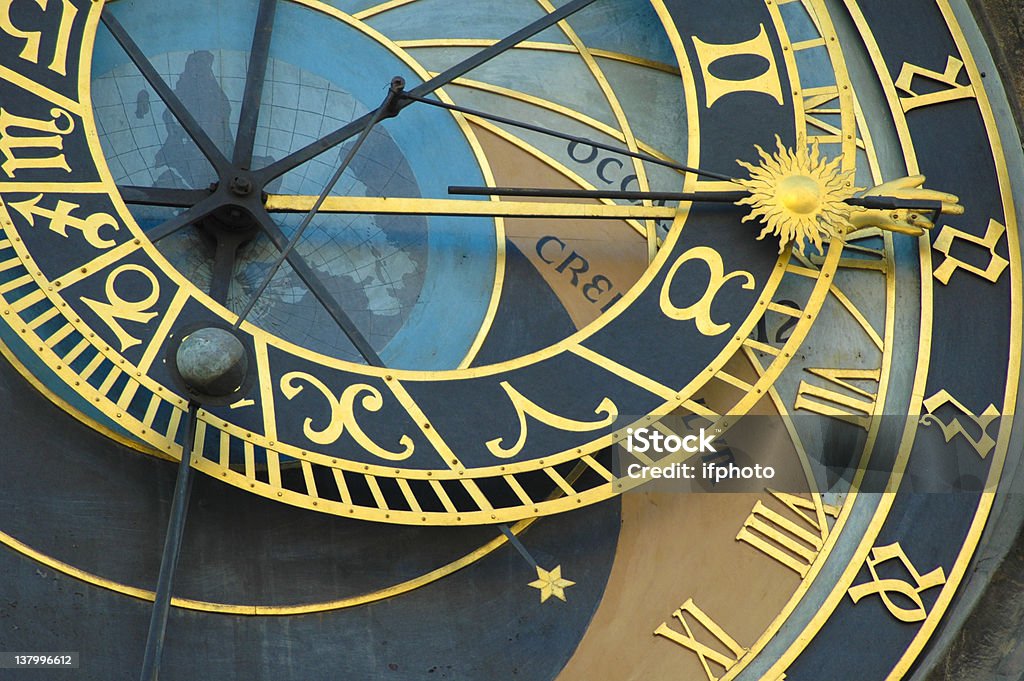 Relógio Astronômico de Praga - Foto de stock de Antigo royalty-free