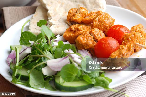 Chicken Tikka Spieße Stockfoto und mehr Bilder von Brathähnchen - Brathähnchen, Bratspieß, Brunnenkresse