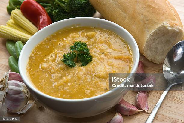 Zuppa Di Patate Dolci - Fotografie stock e altre immagini di Broccolo - Broccolo, Zuppa di carote, Aglio - Alliacee