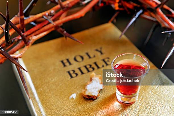 Crown Of Thorns On A Bible Stock Photo - Download Image Now - Abstract, April, Bible