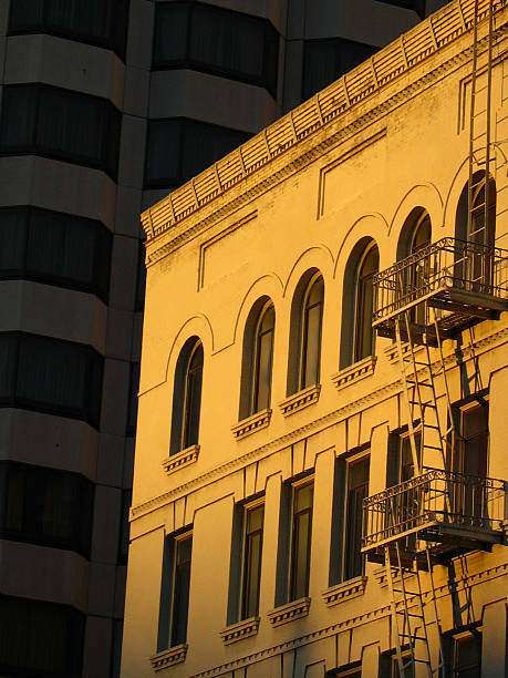 太陽輝くにサンフランシスコの建物 ストックフォト