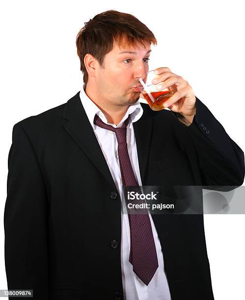 Jovem Drinker - Fotografias de stock e mais imagens de Abuso de Álcool - Abuso de Álcool, Adulto, Alimentação Não-saudável