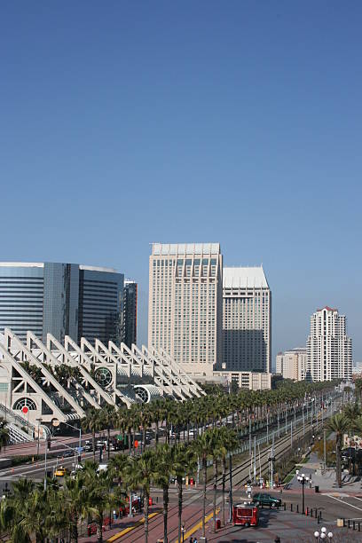 サンディエゴ - san diego trolley ストックフォトと画像