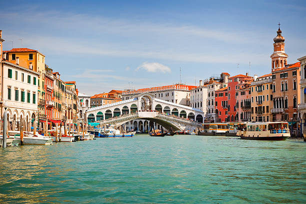 istock Rialto Bridge over Grand canal in Venice 138023451