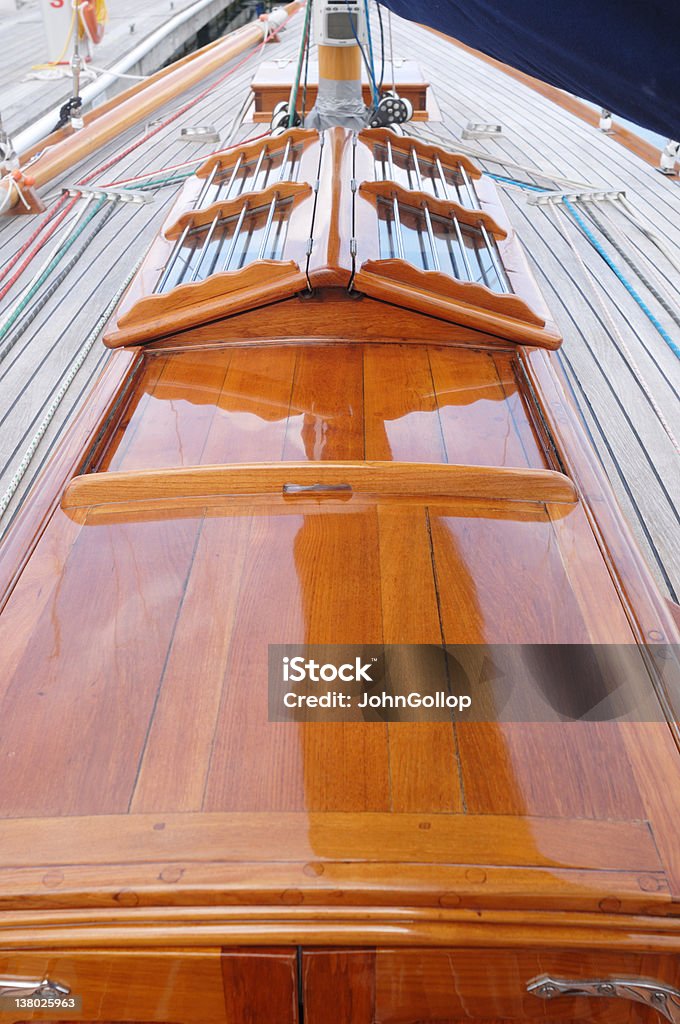 Tratteggio in legno - Foto stock royalty-free di Mezzo di trasporto marittimo