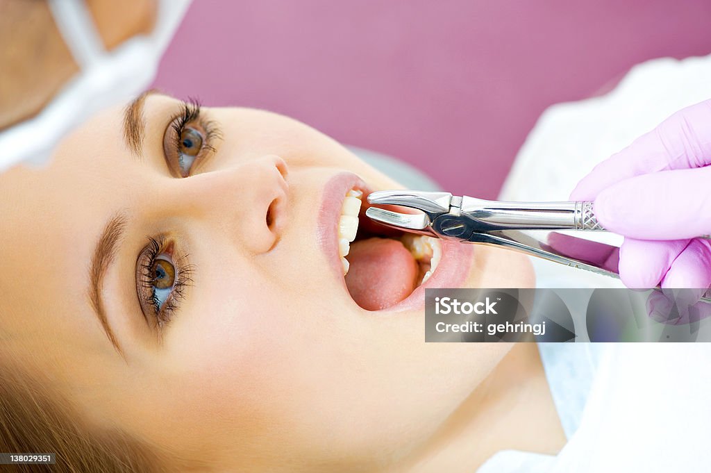 Rendez-vous à la chirurgie dentiste s - Photo de Adulte libre de droits
