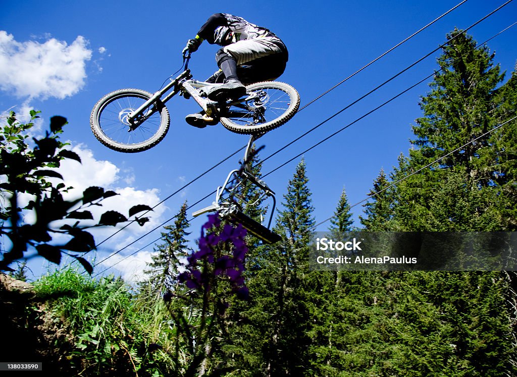 DH Skok - Zbiór zdjęć royalty-free (Bicykl)