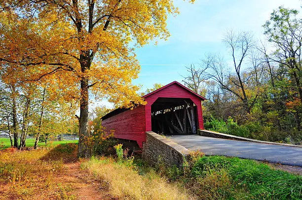 Photo of Maryland Covered bridge in Autumn