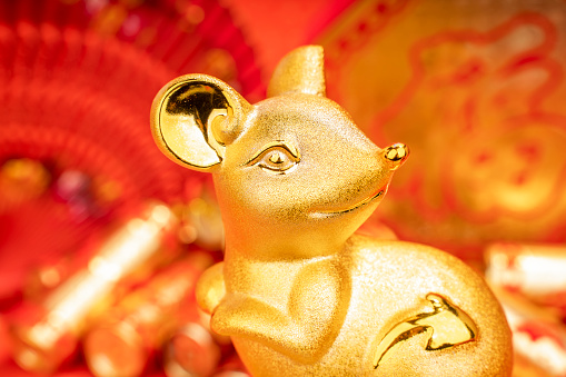 Tradition Chinese golden rat statue rat