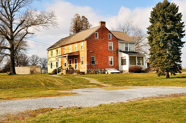 istock Old farmhouse in Pennsylvania 138055774