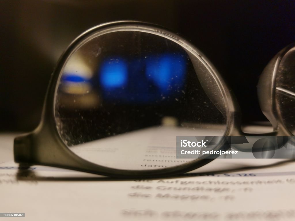 Deutsch lernen Spectacles Active Seniors Stock Photo