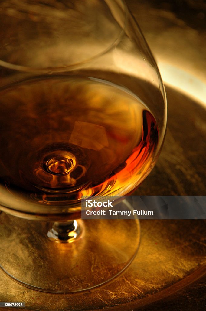 Bicchiere di bere alcol vino - Foto stock royalty-free di Cognac