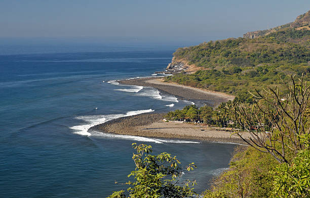 istock Pacific Ocean shore, El Salvador 138074611