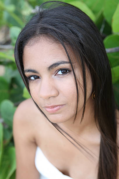 istock Beautiful young woman 138083033