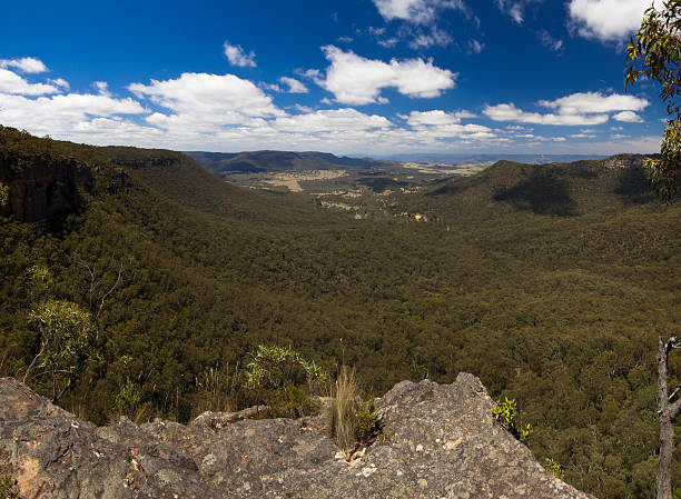 istock Megalong Valley from Mt White Lookout 138091717