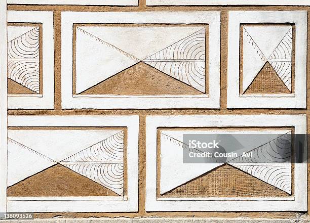 Fragmento De Una Pared Decoradas Con Sgraffito Foto de stock y más banco de imágenes de Alivio - Alivio, Anticuado, Antigualla