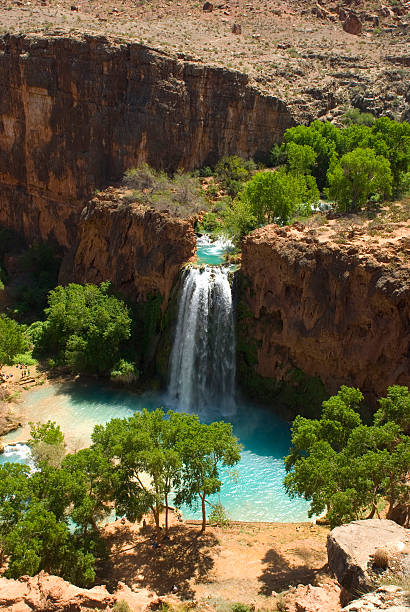 Cataratas de Havasu cascada Retrato de la imagen desde arriba - foto de stock