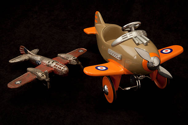 istock Old Toy Airplanes 138118498