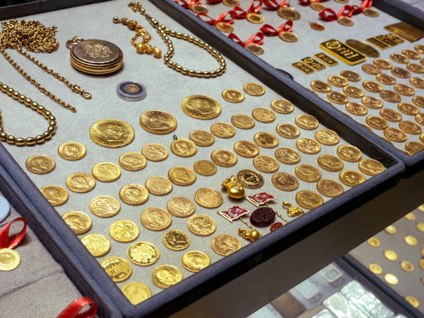 gold coin Turkish gold coin background, close up testing gold coin stock pictures, royalty-free photos & images