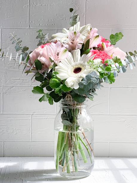 istock A hand bouquet of flowers 1381357155