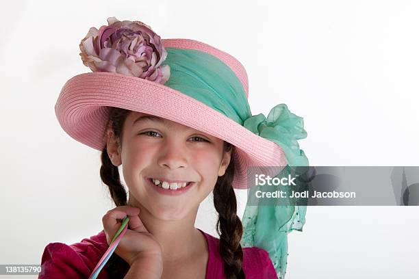 Blumenhäubchen Mädchen Stockfoto und mehr Bilder von 6-7 Jahre - 6-7 Jahre, 8-9 Jahre, Attraktive Frau