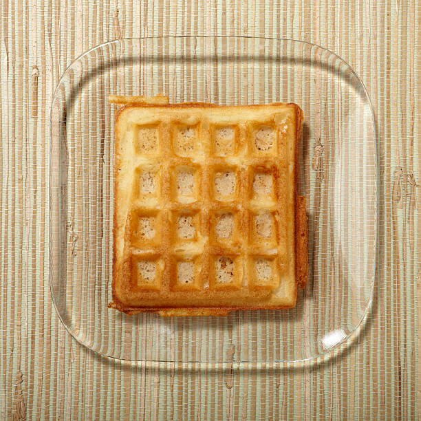 동유럽식 와플 맑은 플라테 - waffle waffled belgian waffle food 뉴스 사진 이미지