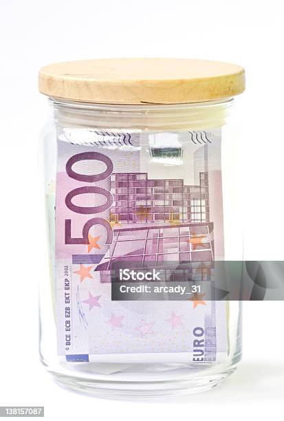 Mantener Dinero Concepto Foto de stock y más banco de imágenes de 500 - 500, Ahorros, Billete de Banco de la Comunidad Europea