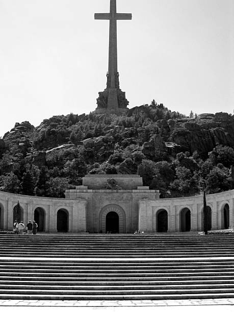 istock Giant cross at Valle de los caidos - Spain 138158192