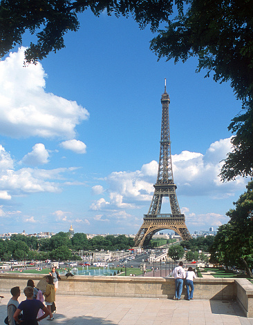 Happy Valentines Day Couple in Paris with Eiffel Tower and Hearts