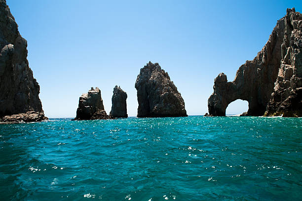 istock The arch of Cabo San Lucas 138174619