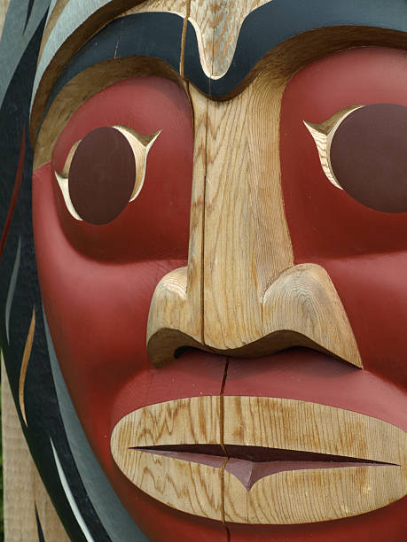 istock North American Totem Pole, Moon 138178462