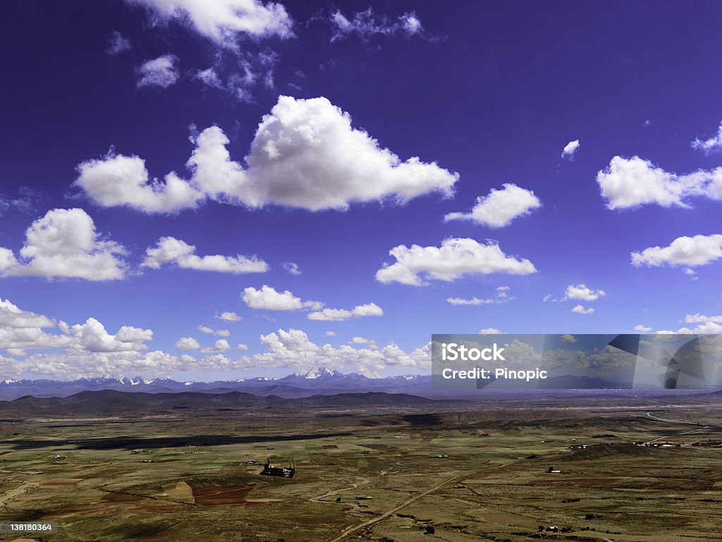 Bolívia paisagem ao redor de La Paz - Foto de stock de Amarelo royalty-free