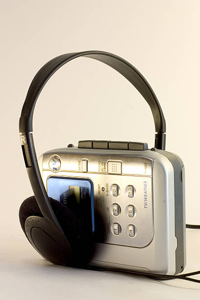 odtwarzacz muzyki - animal ear audio zdjęcia i obrazy z banku zdjęć