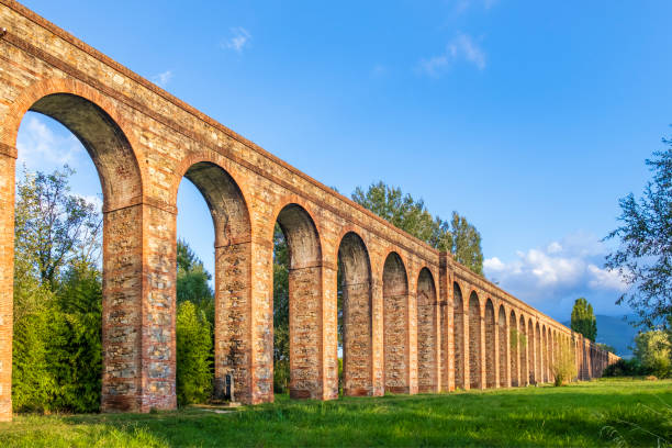 istock Lucca, Aqueduct of Nottolini (Tuscany, Italy) 1382120125