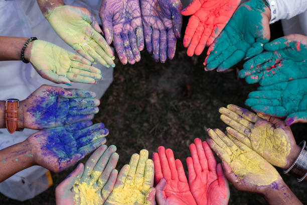 istock Holi festival 1382324391