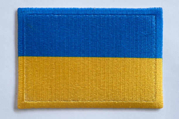 bandera de ucrania parche. - needlecraft product fotografías e imágenes de stock